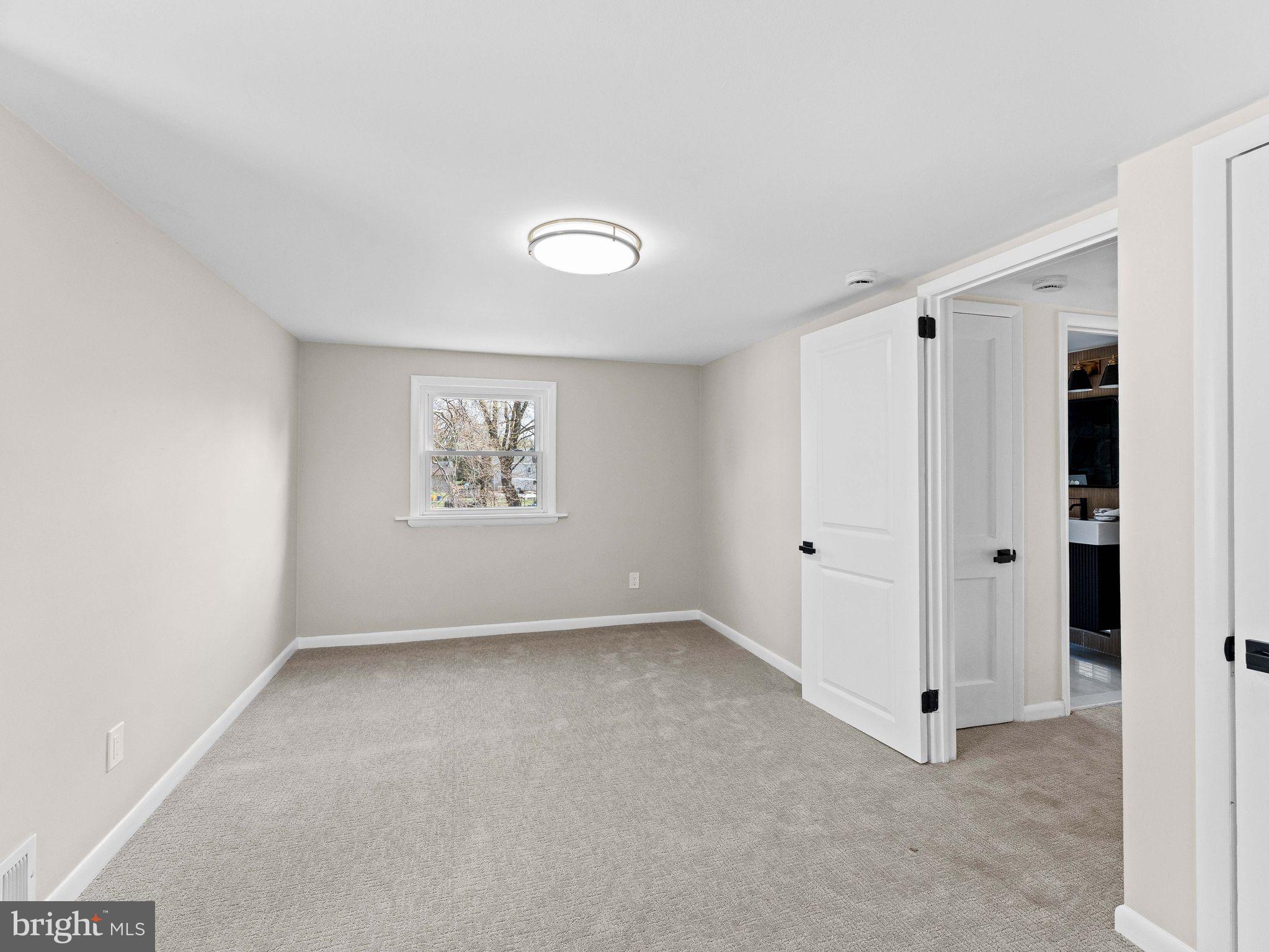204 East Mill Road Maple Shade, NJ 08052 - Photo 17 of 30