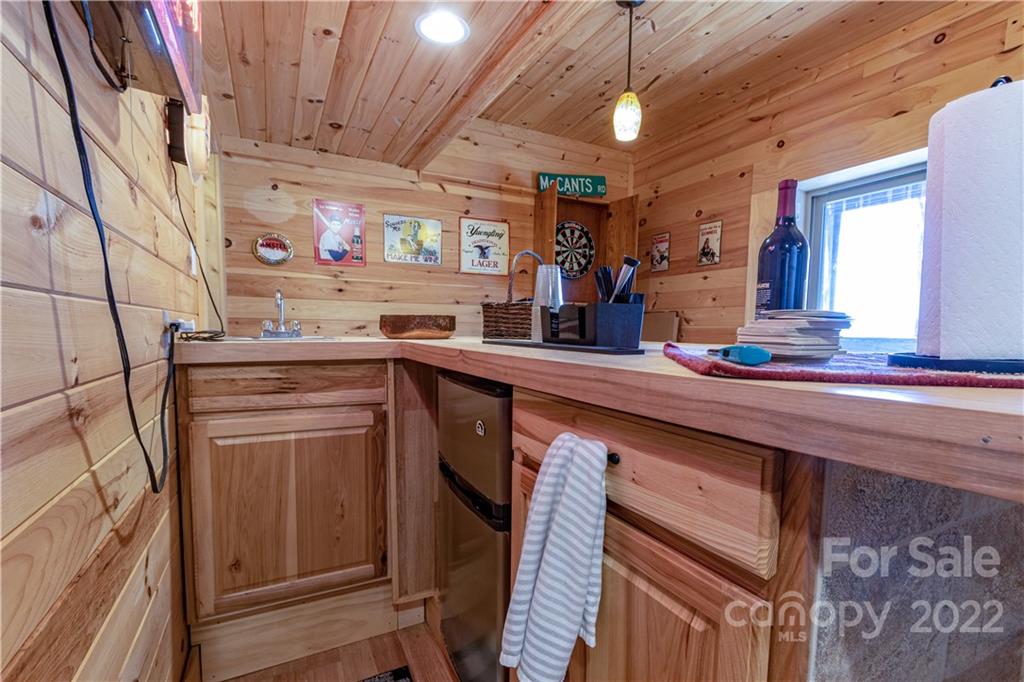 856 Carvers Knob Road Spruce Pine, NC 28777 - Photo 27 of 45 Gallery Image 27