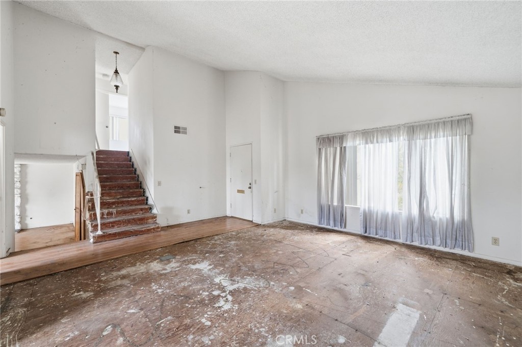 5131 Rotherham Circle Westminster, CA 92683 - Photo 10 of 50 a view of an empty room with a window