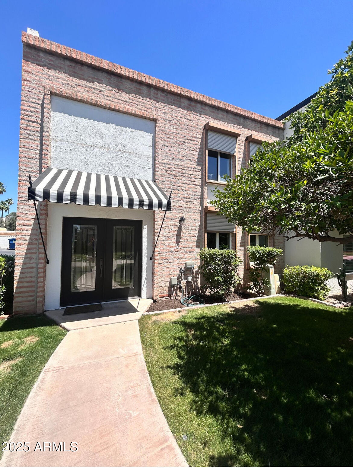 7752 East Camelback Road Scottsdale, AZ 85251 - Photo 3 of 20