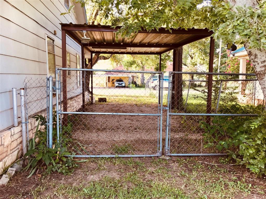 114 County Road 1239 Kopperl, TX 76652 - Photo 8 of 11