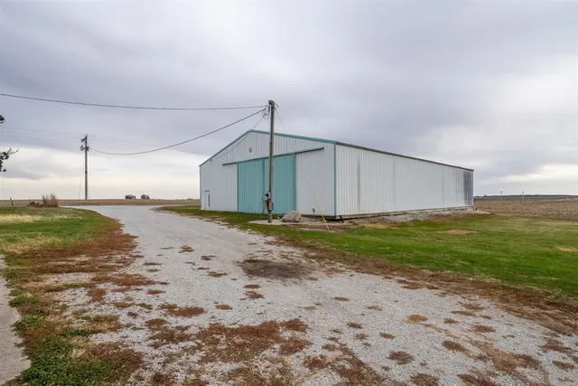 $150,000 | 28234 North 1600 East Road, Gridley, IL 61744
