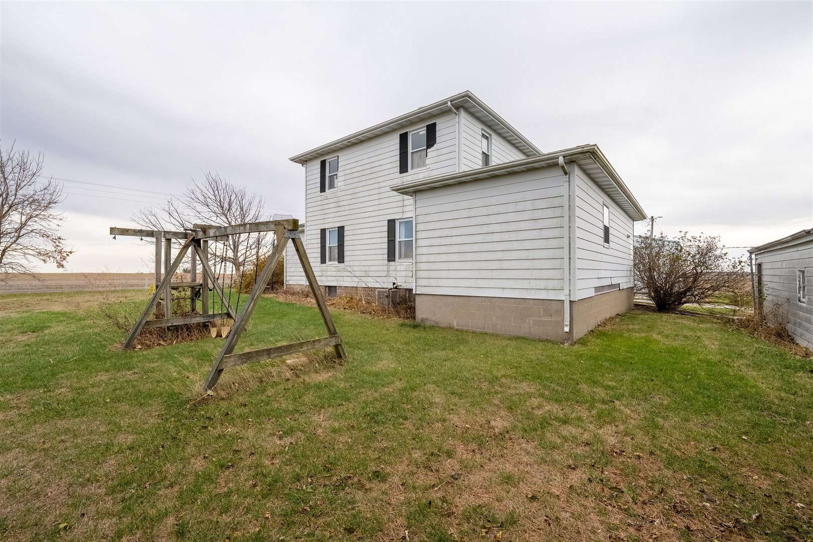 28234 North 1600 East Road Gridley, IL 61744 - Photo 29 of 31 a house view with a backyard space