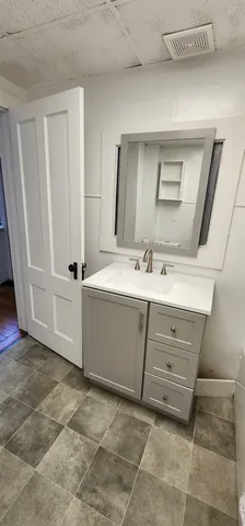 $399,000 | 7-9 Elm Street, Waterbury, VT 05676