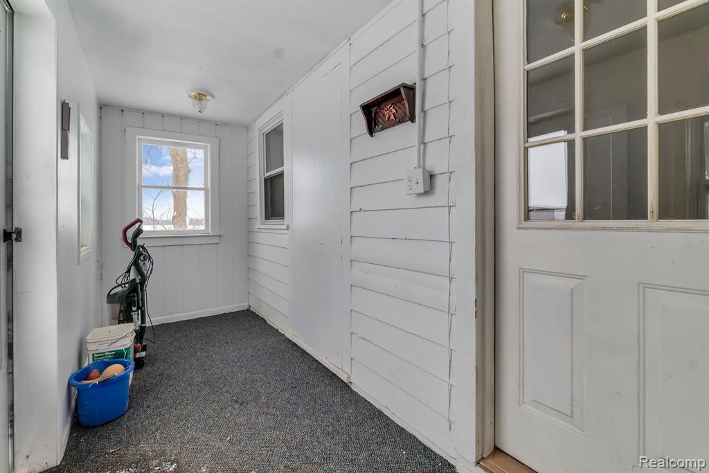 8408 Whitney Road Gaines, MI 48436 - Photo 4 of 29