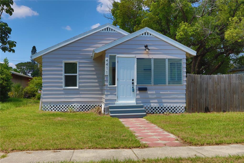 4411 16th Avenue South St. Petersburg, FL 33711 - Photo 1 of 21 Gallery Image 1