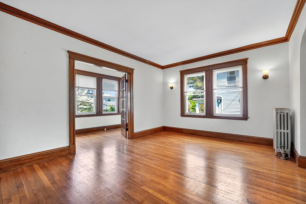 16-18 Russell Road Newton, MA 02458 - Photo 5 of 41 Gallery Image 5