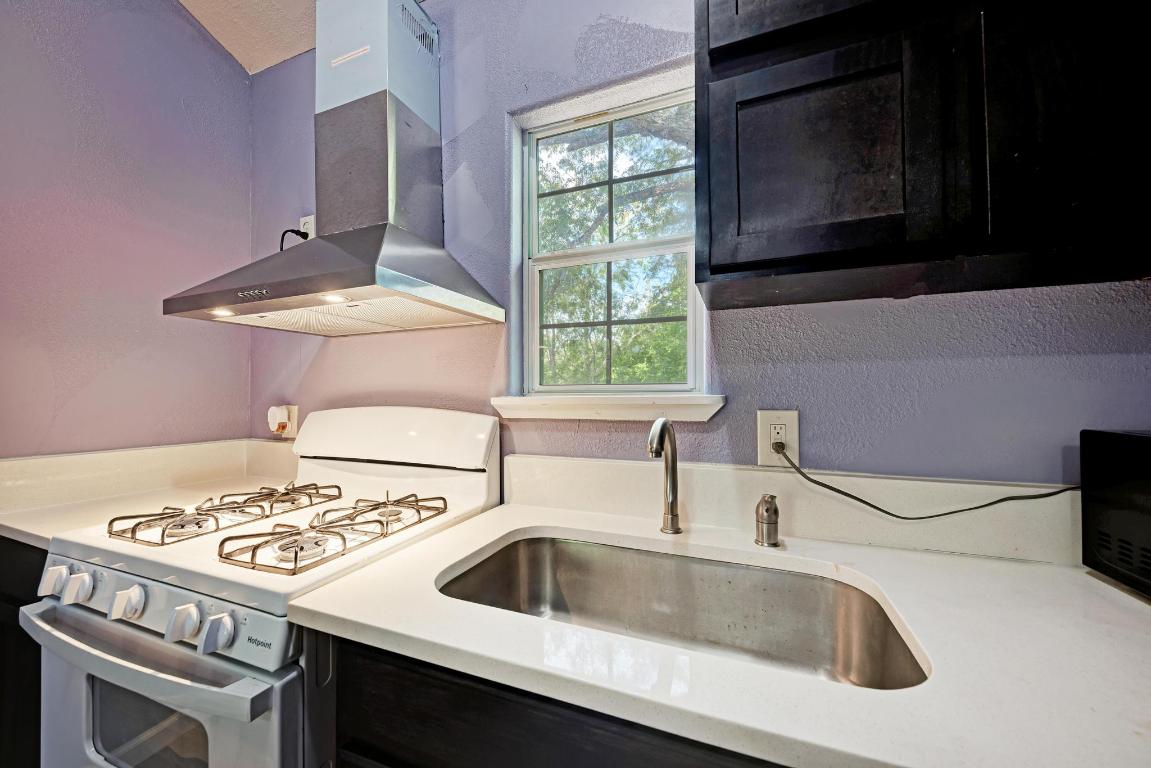 2785 North Main Street, Unit B Bastrop, TX 78602 - Photo 11 of 27