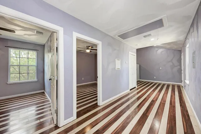 $1,200 | 2785 North Main Street, Unit B, Bastrop, TX 78602