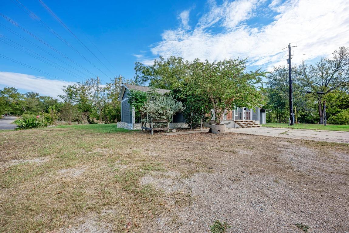 2785 North Main Street, Unit B Bastrop, TX 78602 - Photo 3 of 27