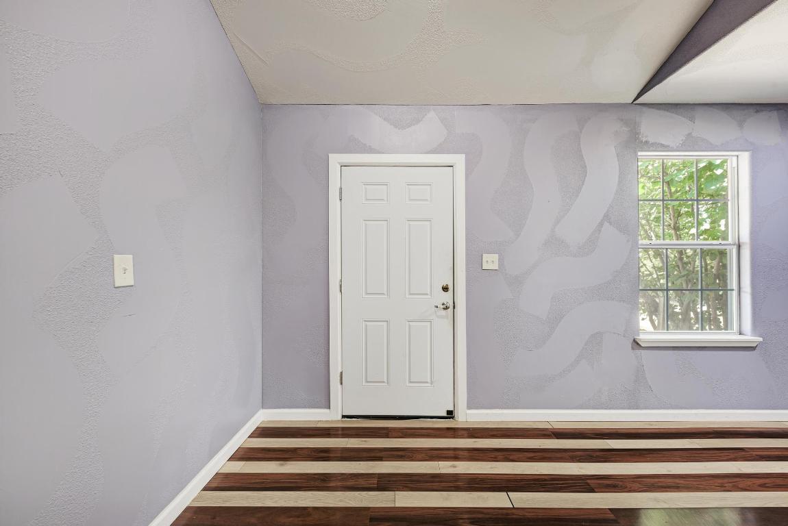 2785 North Main Street, Unit B Bastrop, TX 78602 - Photo 6 of 27