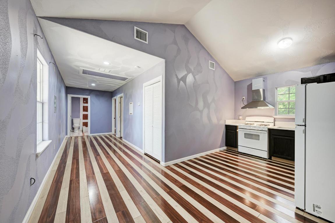 2785 North Main Street, Unit B Bastrop, TX 78602 - Photo 7 of 27