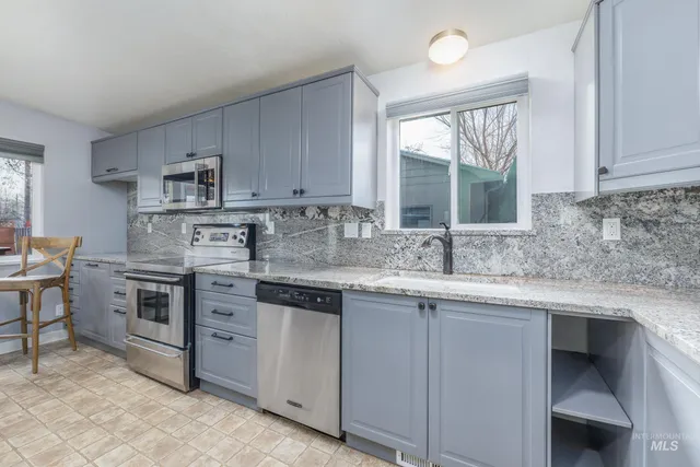 $385,000 | 18 Franklin Park Drive, Boise, ID 83709