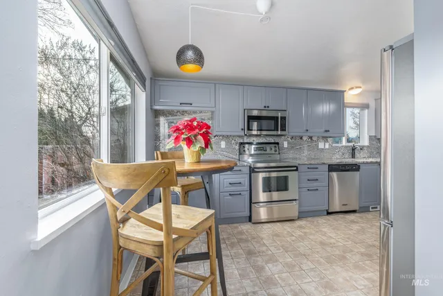 $400,000 | 18 Franklin Park Drive, Boise, ID 83709