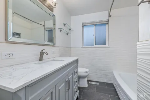 $380,000 | 18 Franklin Park Drive, Boise, ID 83709