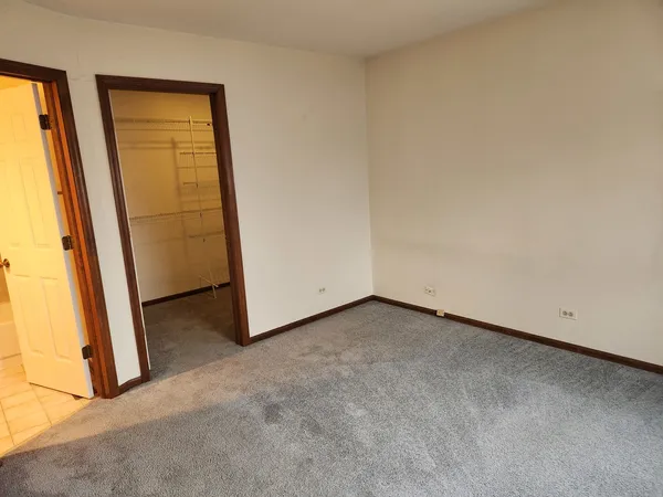 $2,650 | 134 West Wood Street, Unit 134, Palatine, IL 60067