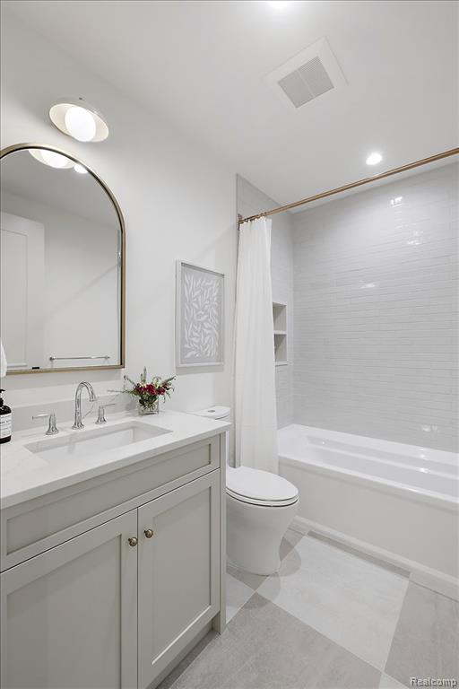 2051 Villa Road, Unit 403 Birmingham, MI 48009 - Photo 25 of 33