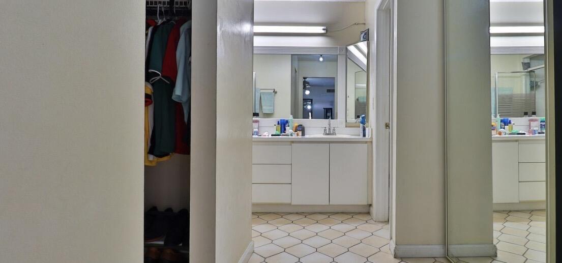 1034 Springdale Circle Palm Springs, FL 33461 - Photo 15 of 16 BATH 1