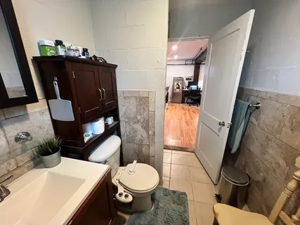 $2,400 | 3 Allen Road, Unit 1, Boston, MA 02135