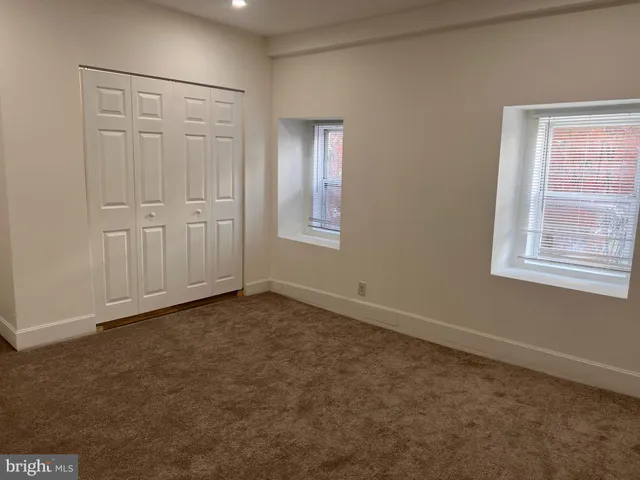 $2,350 | 329 Market Street, Gloucester City, NJ 08030