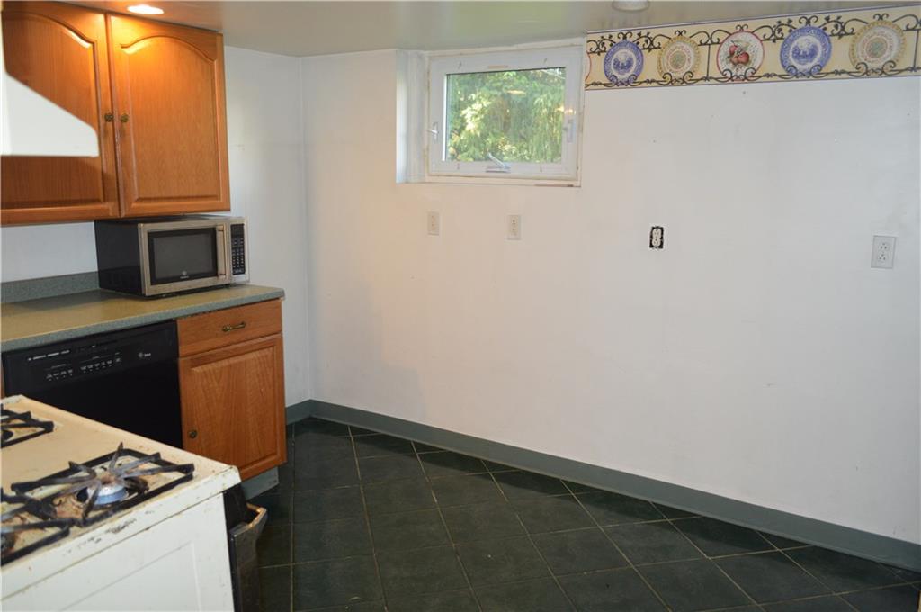 241 Bellevue Road Pittsburgh, PA 15229 - Photo 8 of 24 Gallery Image 8