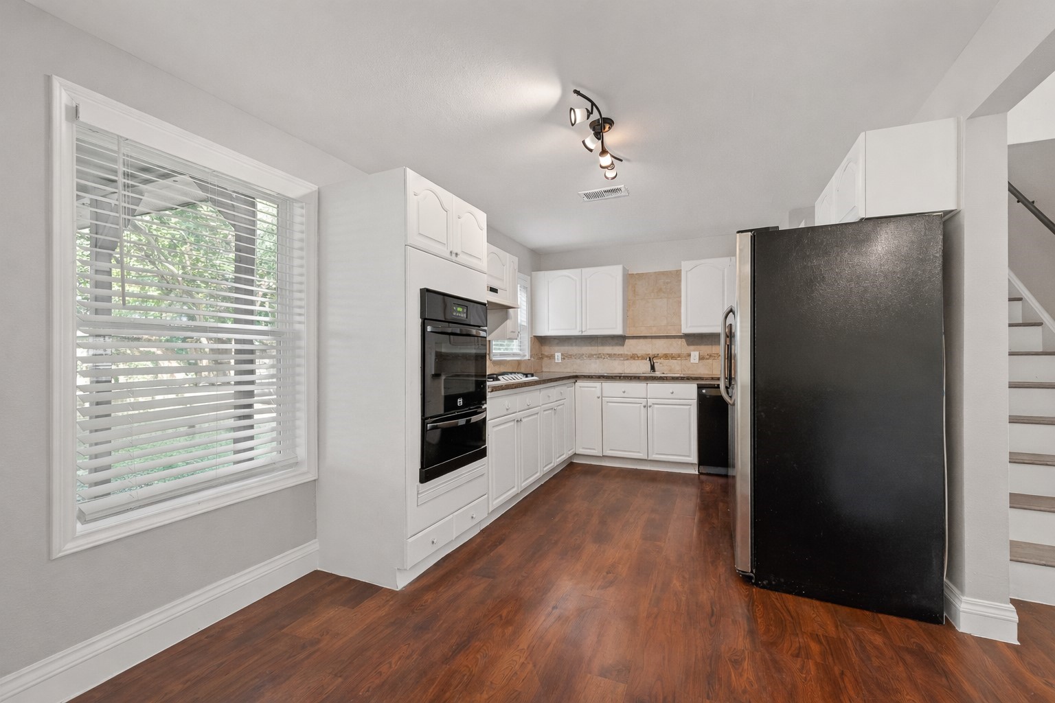 3823 Florinda Street Houston, TX 77021 - Photo 10 of 41