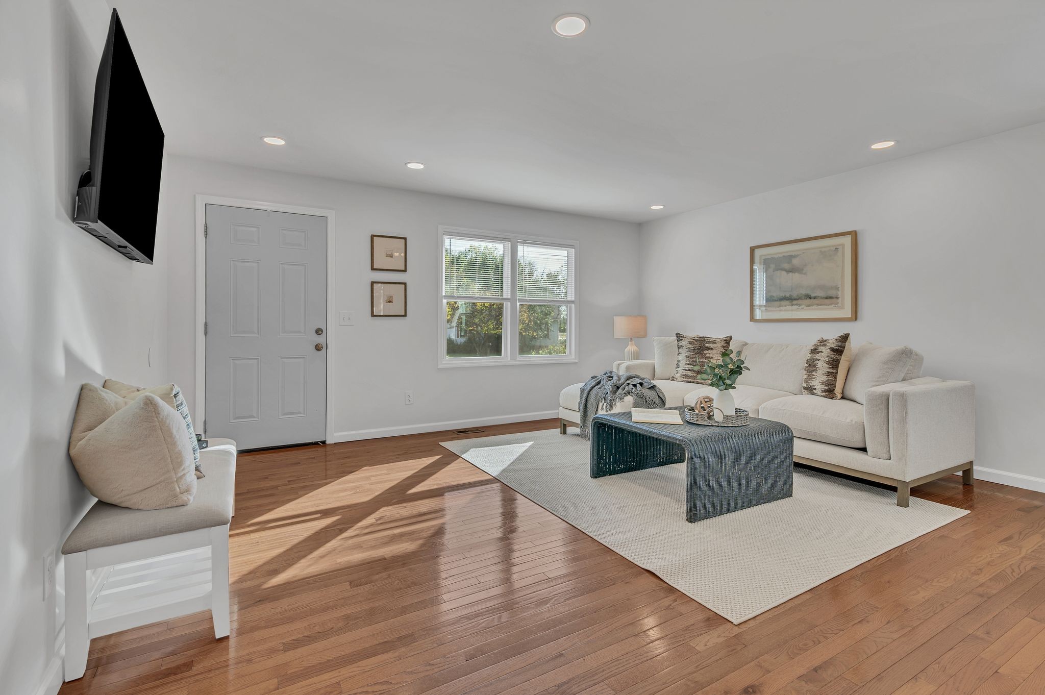 44 Flint Drive Decherd, TN 37324 - Photo 7 of 31 a living room with furniture and a flat screen tv