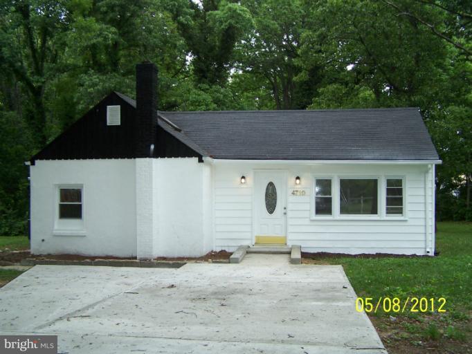 Exterior (Front)
