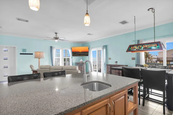 $1,750,000 | 1279 91st St Ocean, Marathon, FL 33050