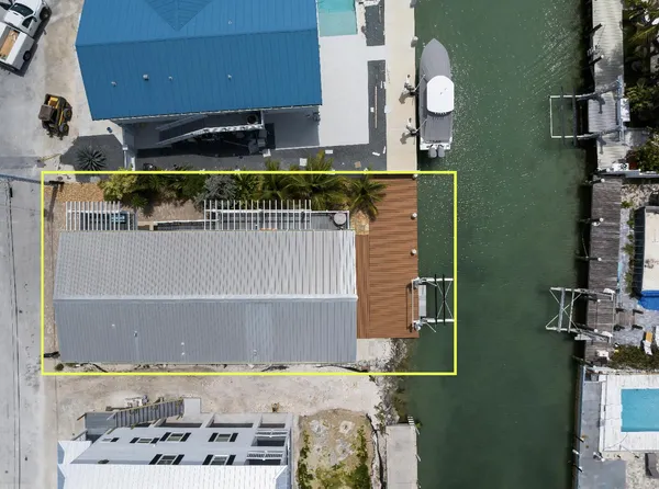 $1,750,000 | 1279 91st St Ocean, Marathon, FL 33050