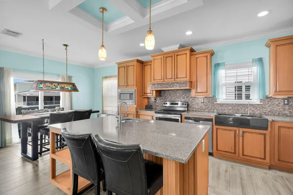 $1,750,000 | 1279 91st St Ocean, Marathon, FL 33050