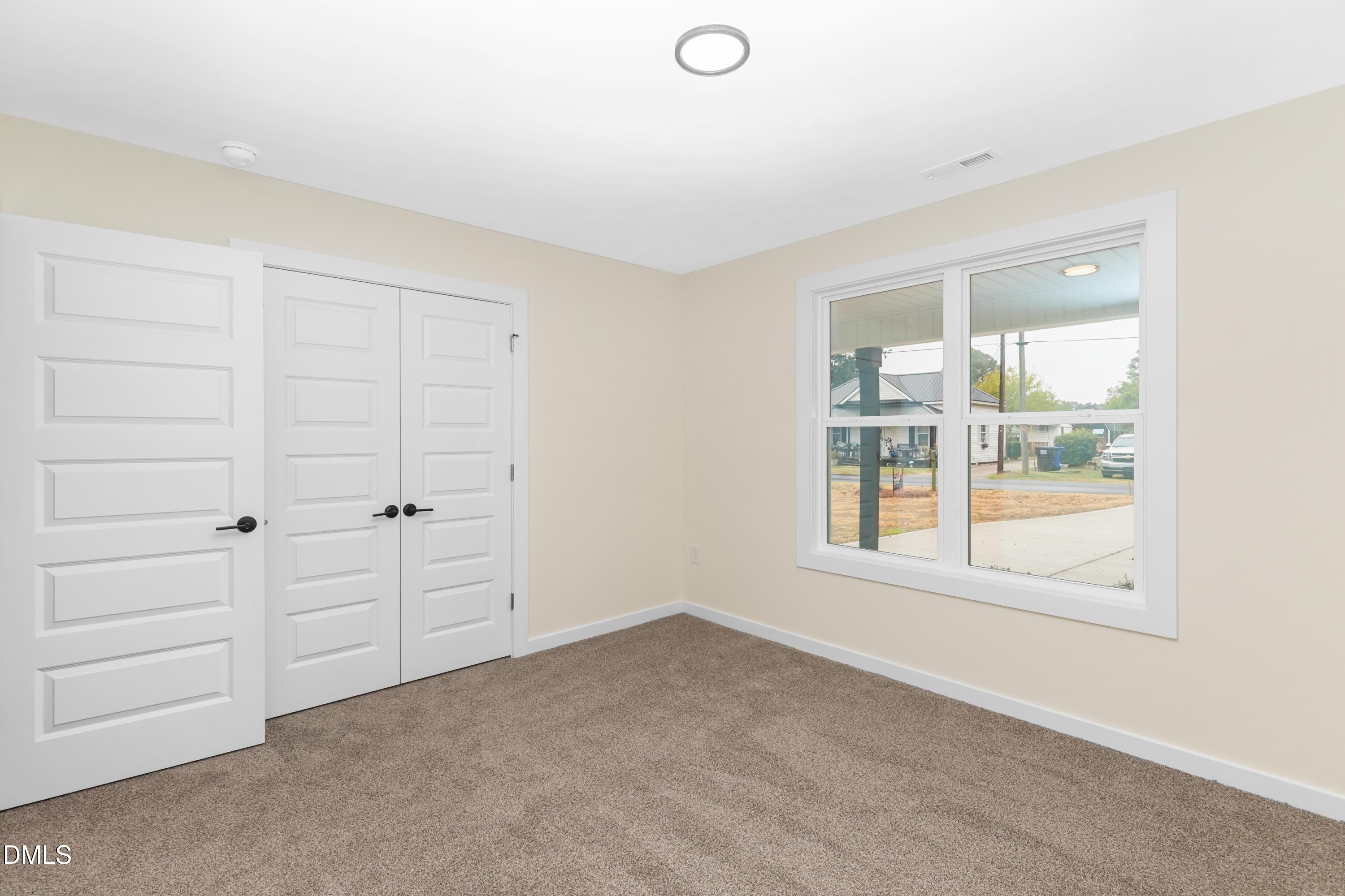 211 East Washington Street Coats, NC 27521 - Photo 15 of 22 _MG_1882