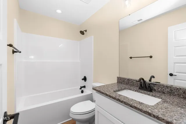 $254,900 | 211 East Washington Street, Coats, NC 27521