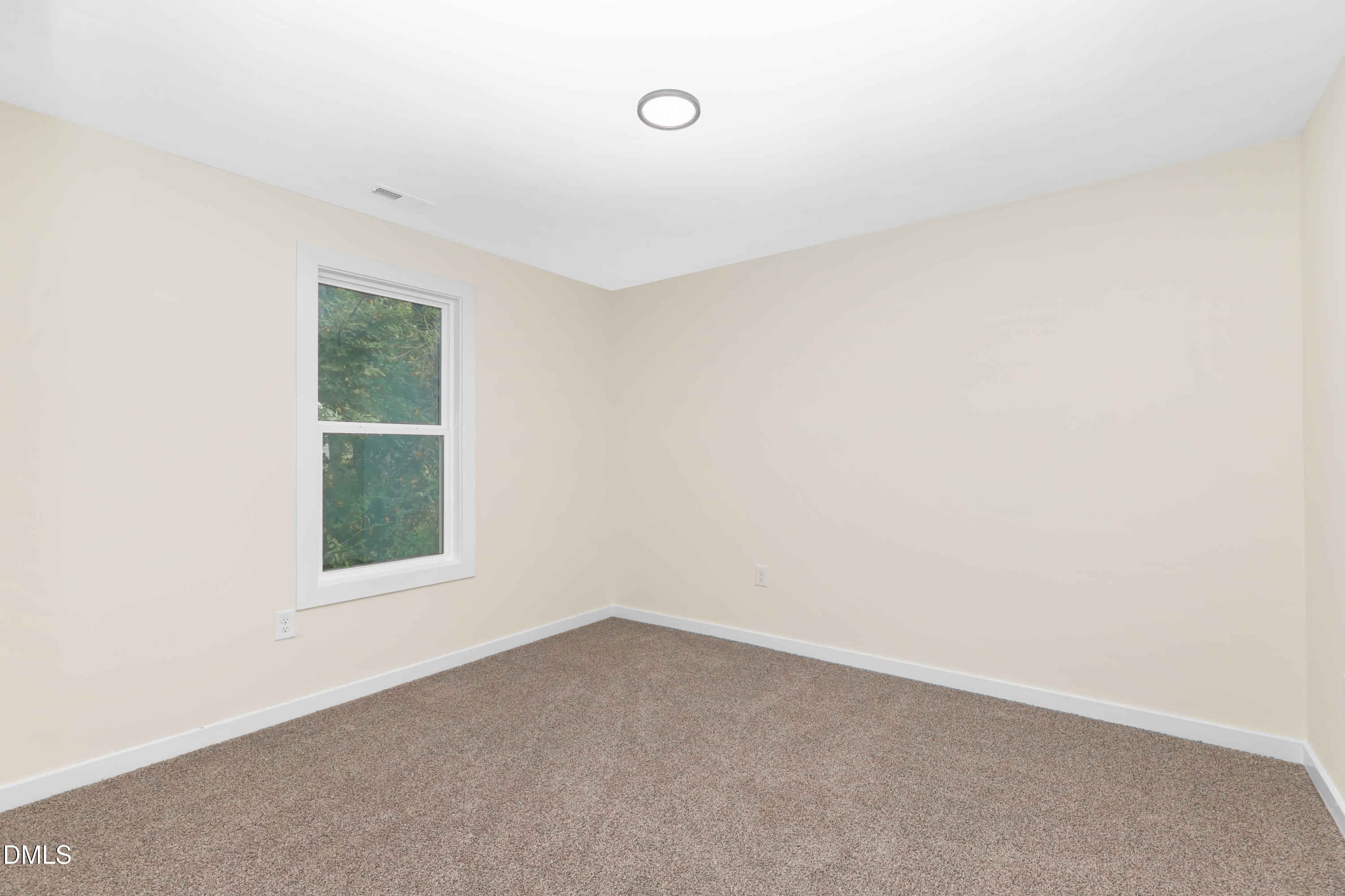 211 East Washington Street Coats, NC 27521 - Photo 17 of 22 _MG_1884