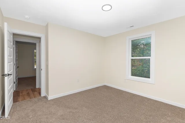 $254,900 | 211 East Washington Street, Coats, NC 27521