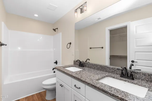 $254,900 | 211 East Washington Street, Coats, NC 27521