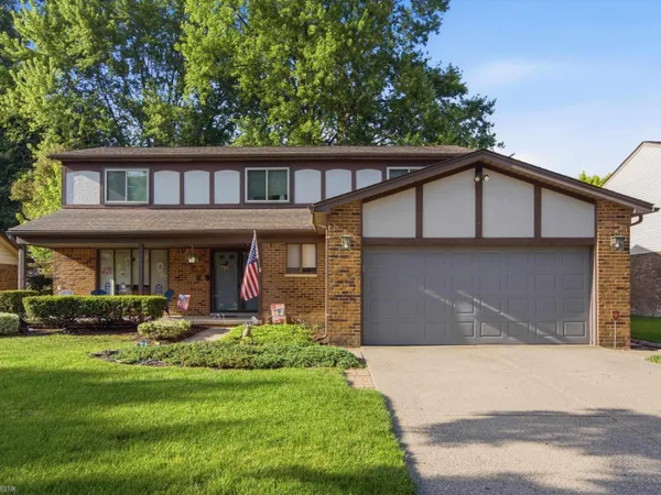 $425,000 | 14560 Eastport Drive, Sterling Heights, MI 48313