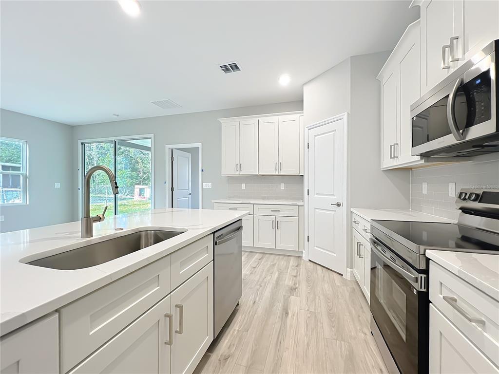 6652 Southwest 129th Loop Ocala, FL 34473 - Photo 8 of 35 Gallery Image 8