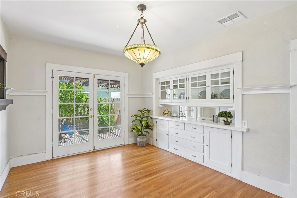 4158 Highland Place Riverside, CA 92506 - Photo 9 of 36