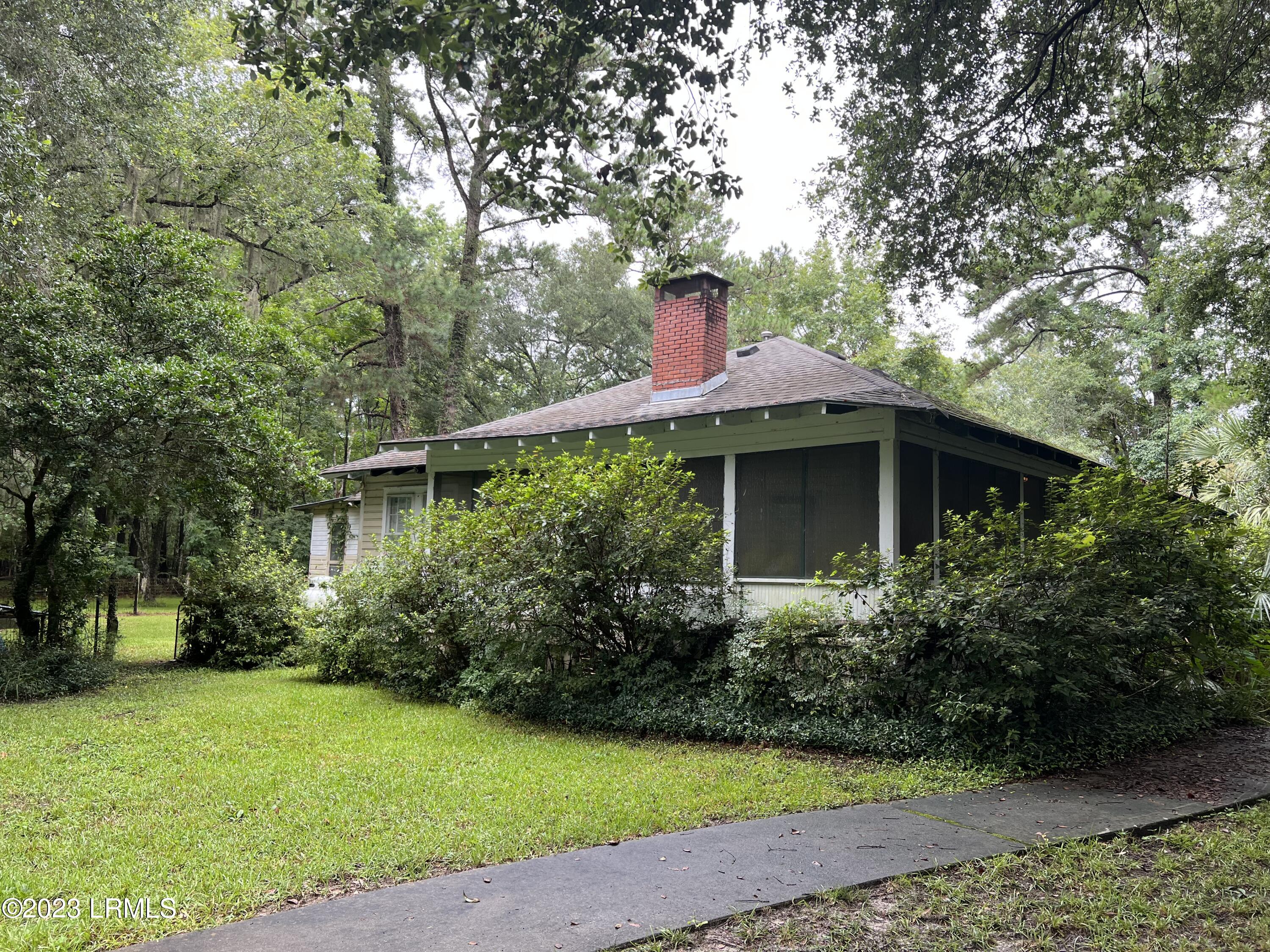 12 Camp St Marys Road Okatie, SC 29909 - Photo 1 of 23 A8173D6D-6B73-4832-802E-F1CDA3FD814F