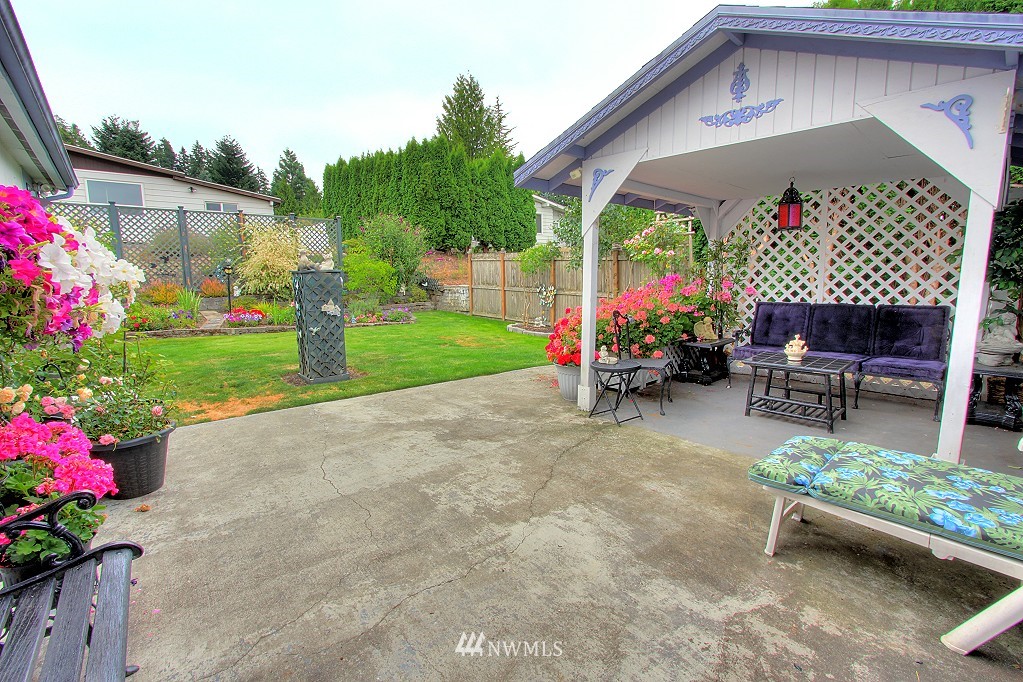 23831 Willow Circle Bothell, WA 98021 - Photo 22 of 25