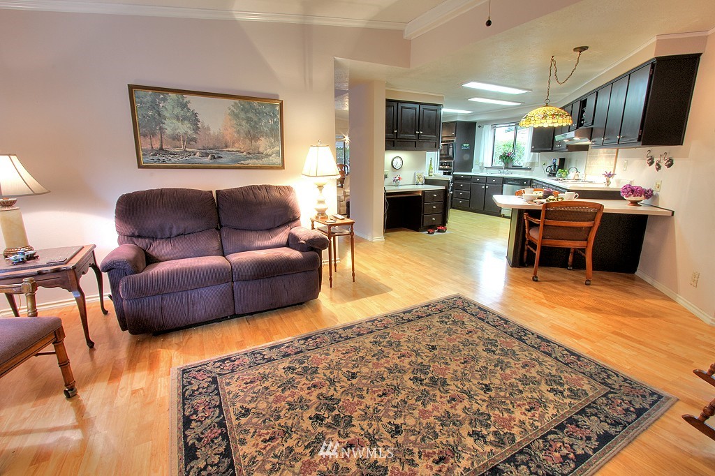 23831 Willow Circle Bothell, WA 98021 - Photo 4 of 25