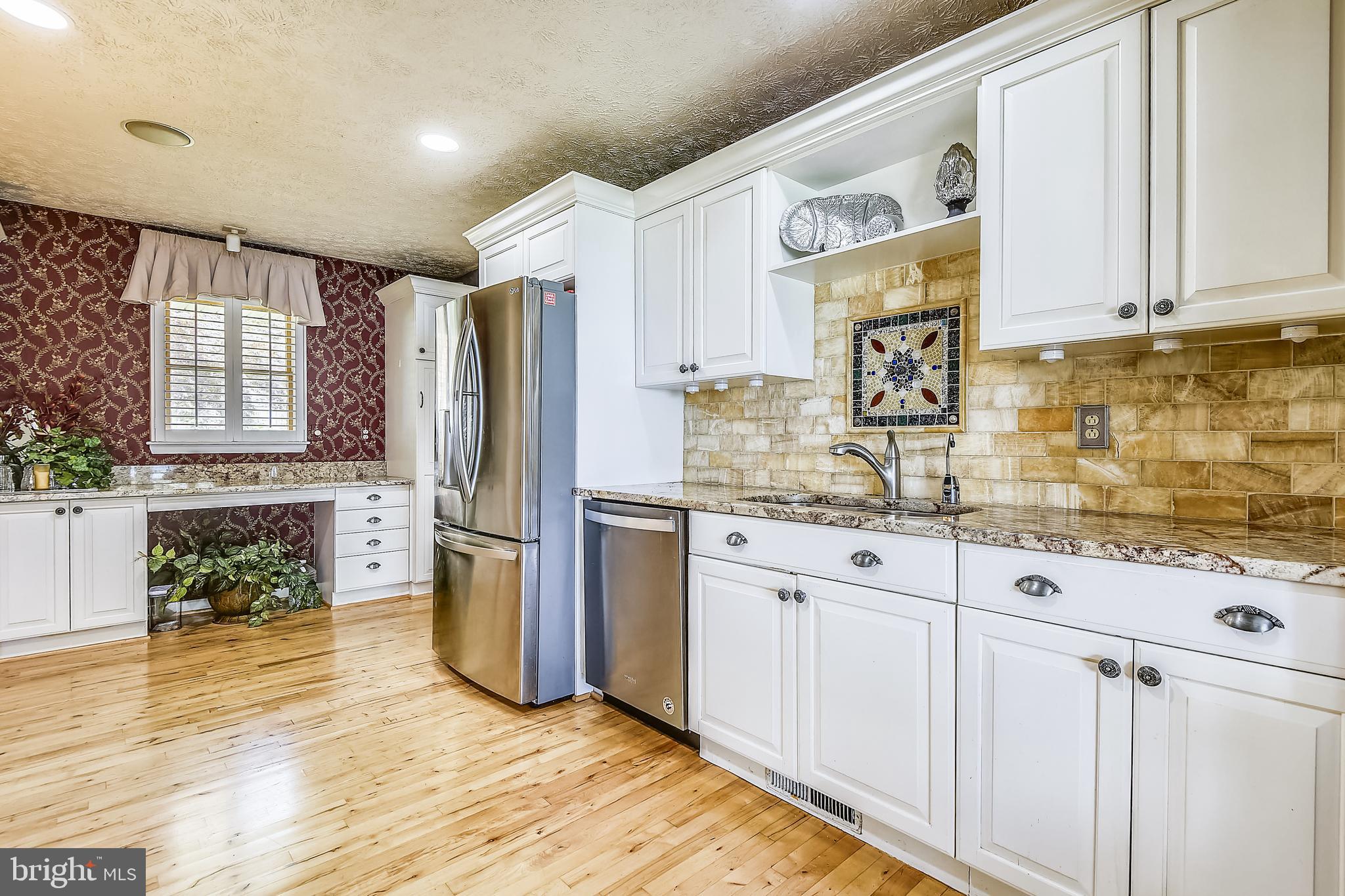 102 Annapolis View Road Stevensville, MD 21666 - Photo 8 of 37 Kitchen