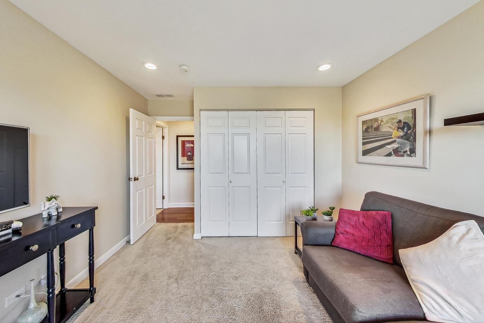 1250 Rudolph Drive, Unit 5P Northbrook, IL 60062 - Photo 20 of 31 Gallery Image 20