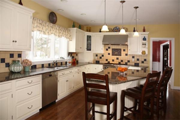 14 Catherine's Farm Road Wayland, MA 01778 - Photo 4 of 7