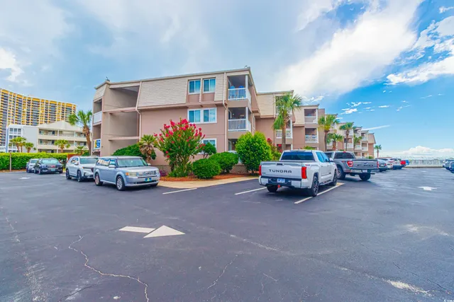 $389,900 | 9560 Shore Drive, Unit 3H, Myrtle Beach, SC 29572