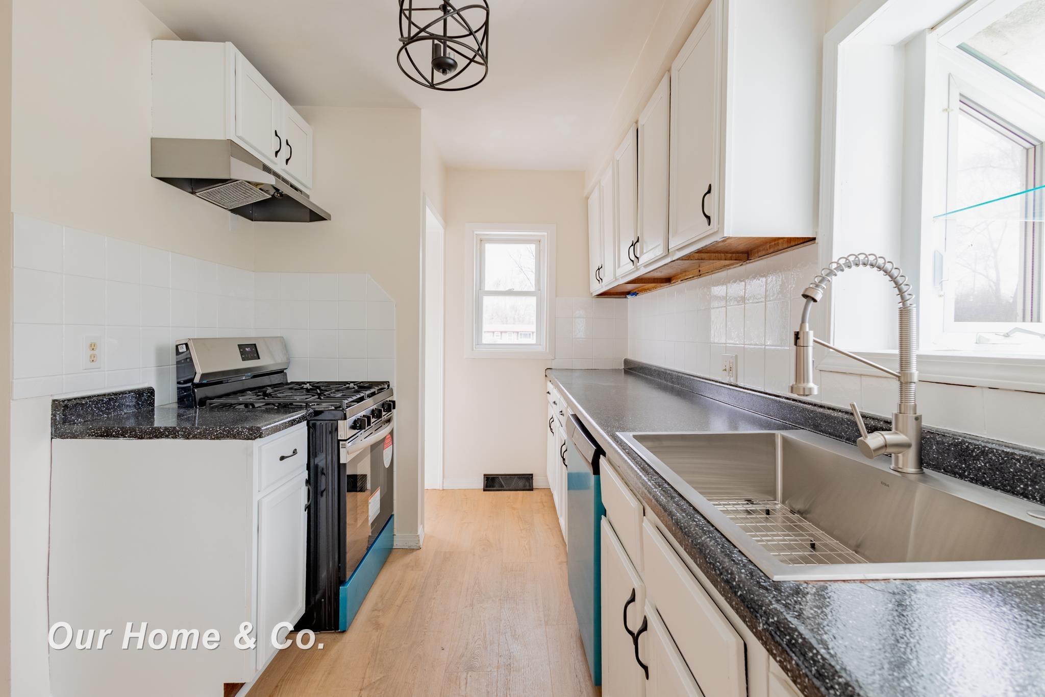 708 Sherman Road Saginaw, MI 48604 - Photo 8 of 24