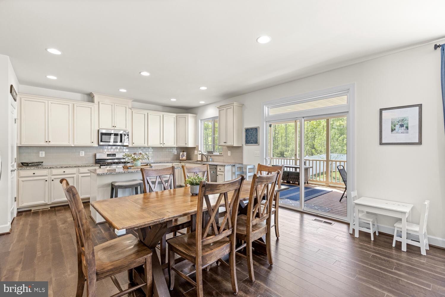 397 Pear Blossom Road Stafford, VA 22554 - Photo 11 of 57