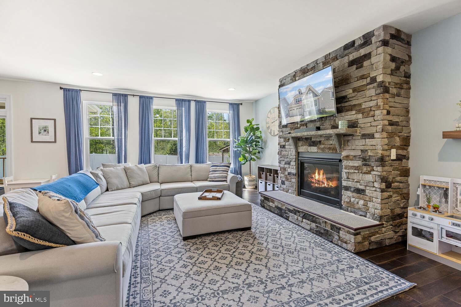 397 Pear Blossom Road Stafford, VA 22554 - Photo 7 of 57