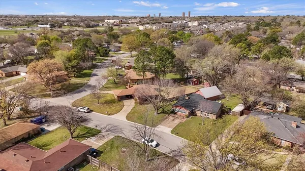 $325,000 | 2529 Freedom Lane, Denton, TX 76209